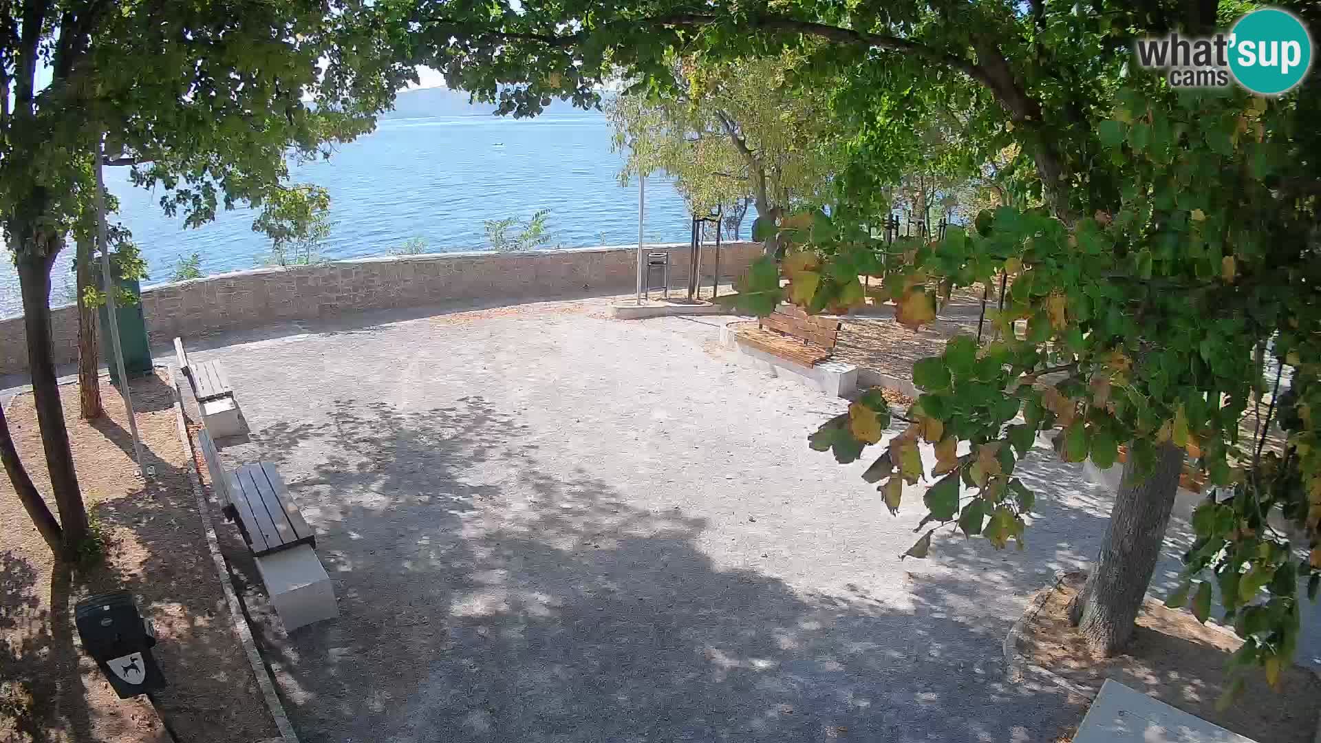 Kamera uživo Senj – Park književnika i Velebitski kanal