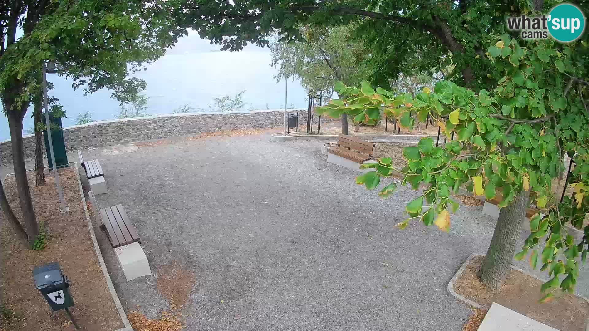 Webcam Senj en direct – Parc des Écrivains et canal du Velebit