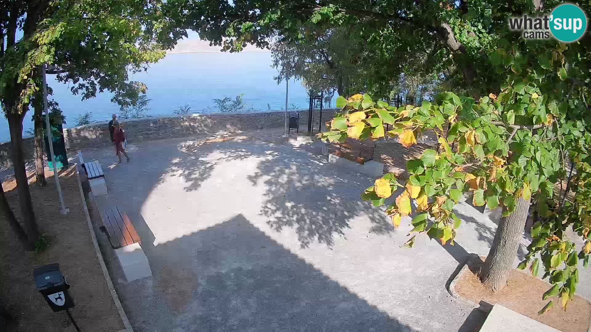 Webcam Senj en direct – Parc des Écrivains et canal du Velebit