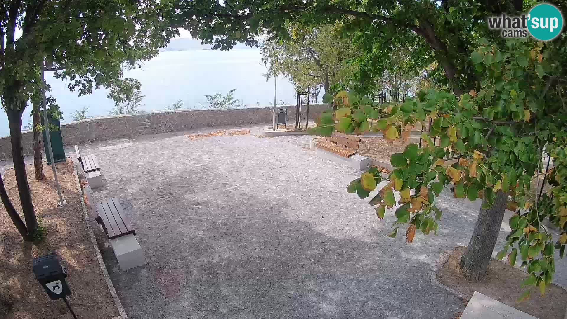 Senj Live Webcam – Schriftstellerpark und Velebit-Kanal