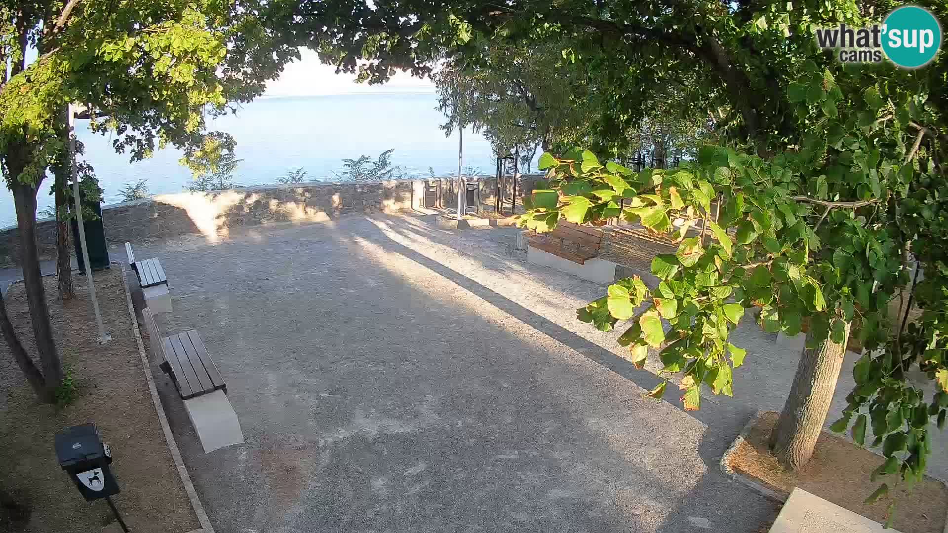 Senj Live Webcam – Schriftstellerpark und Velebit-Kanal
