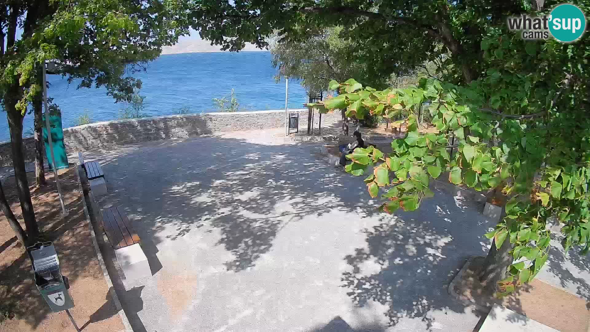 Webcam Senj en direct – Parc des Écrivains et canal du Velebit