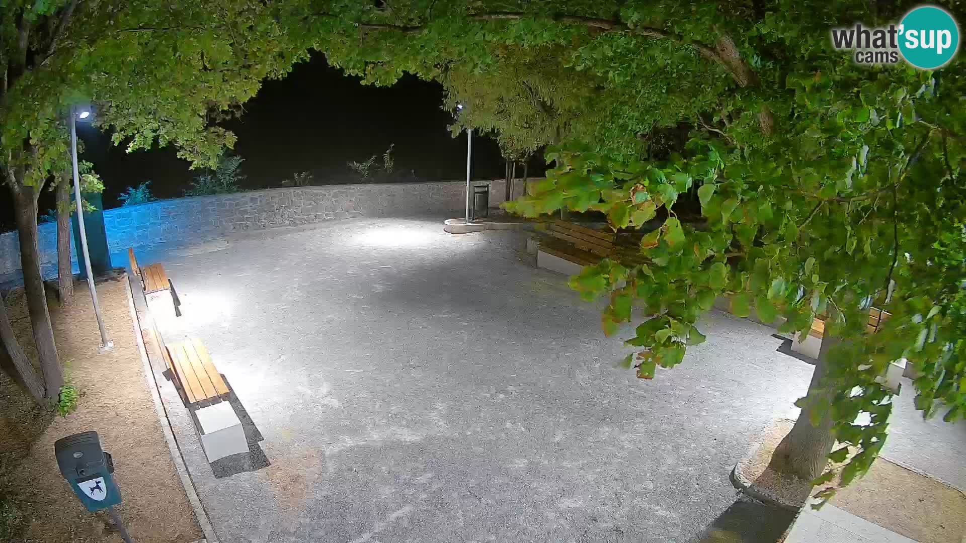 Webcam Senj en direct – Parc des Écrivains et canal du Velebit