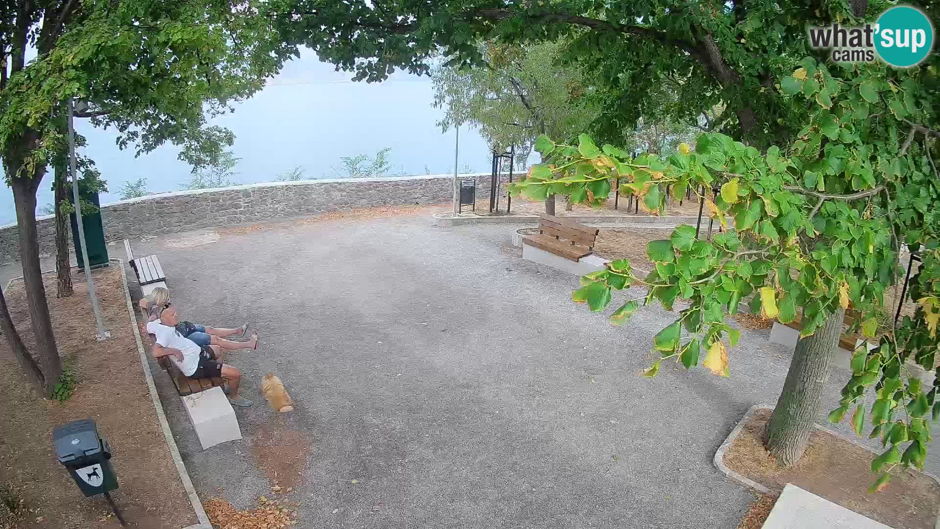Webcam Senj en direct – Parc des Écrivains et canal du Velebit
