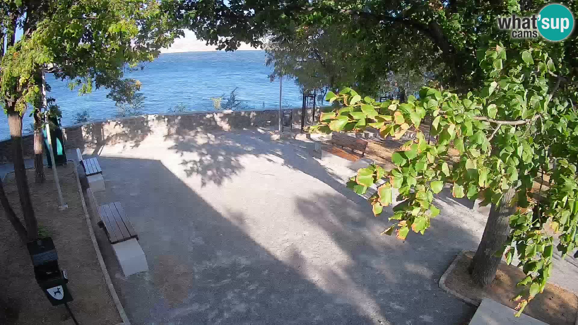 Kamera uživo Senj – Park književnika i Velebitski kanal