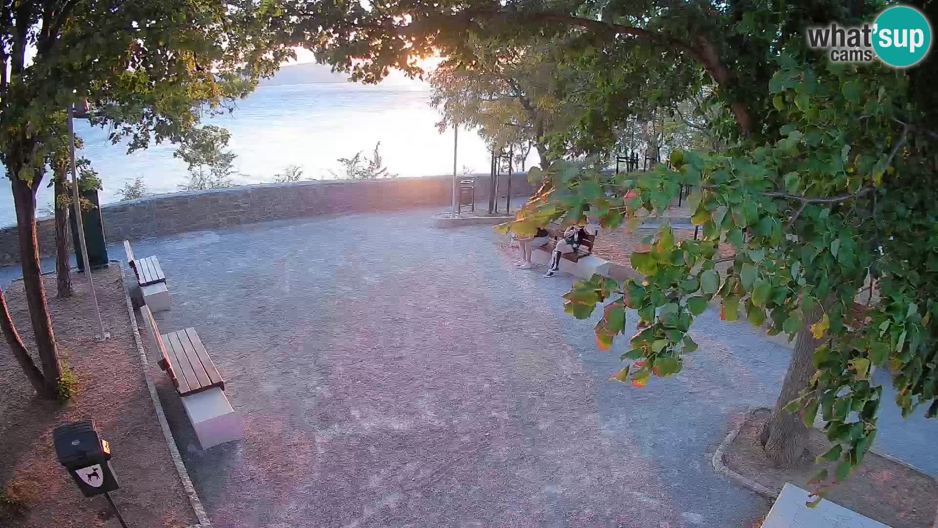 Senj Live Webcam – Schriftstellerpark und Velebit-Kanal