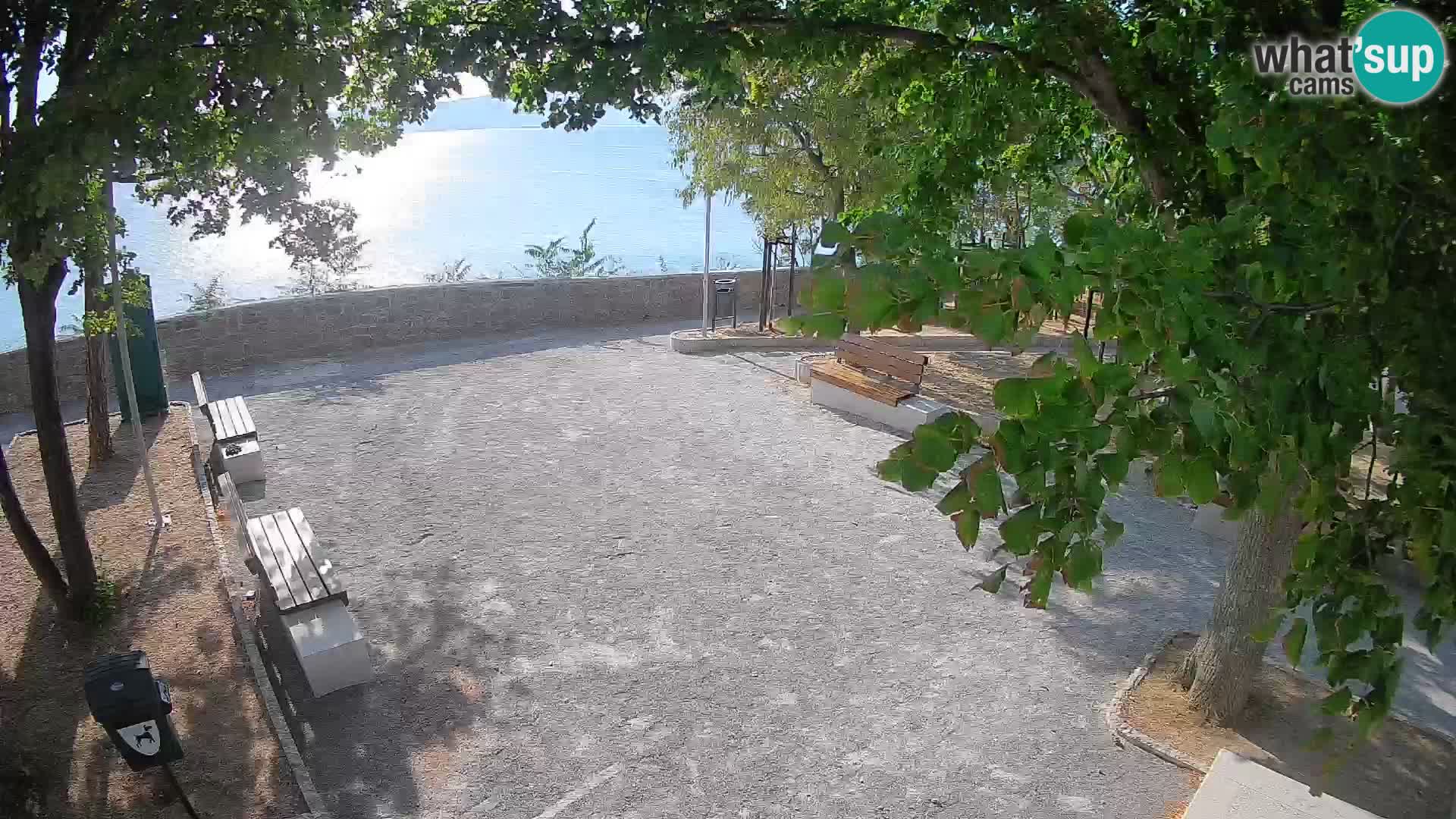 Webcam Senj en direct – Parc des Écrivains et canal du Velebit