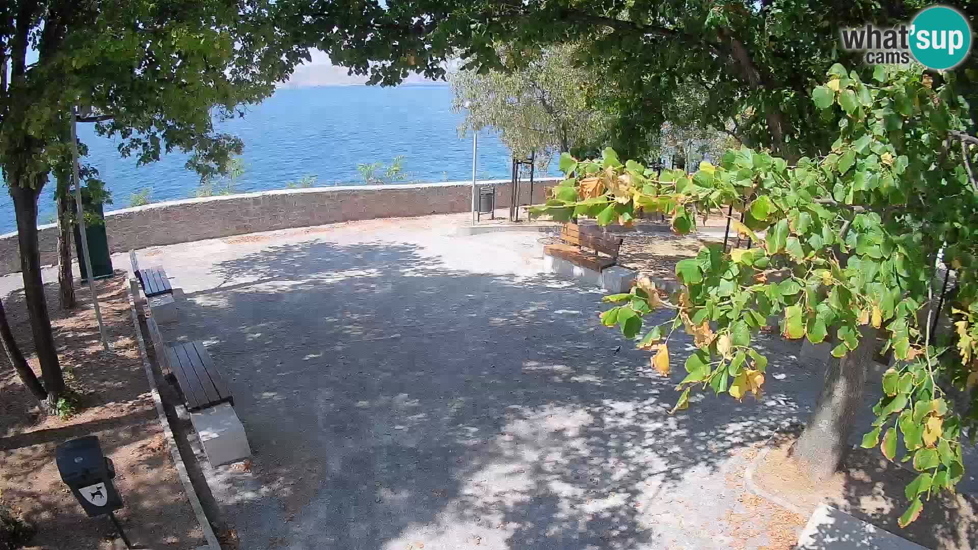 Webcam Senj en direct – Parc des Écrivains et canal du Velebit