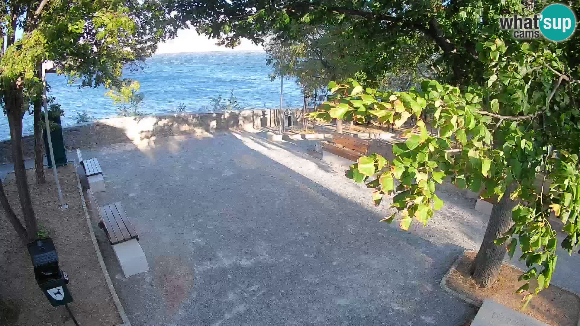 Webcam Senj en direct – Parc des Écrivains et canal du Velebit