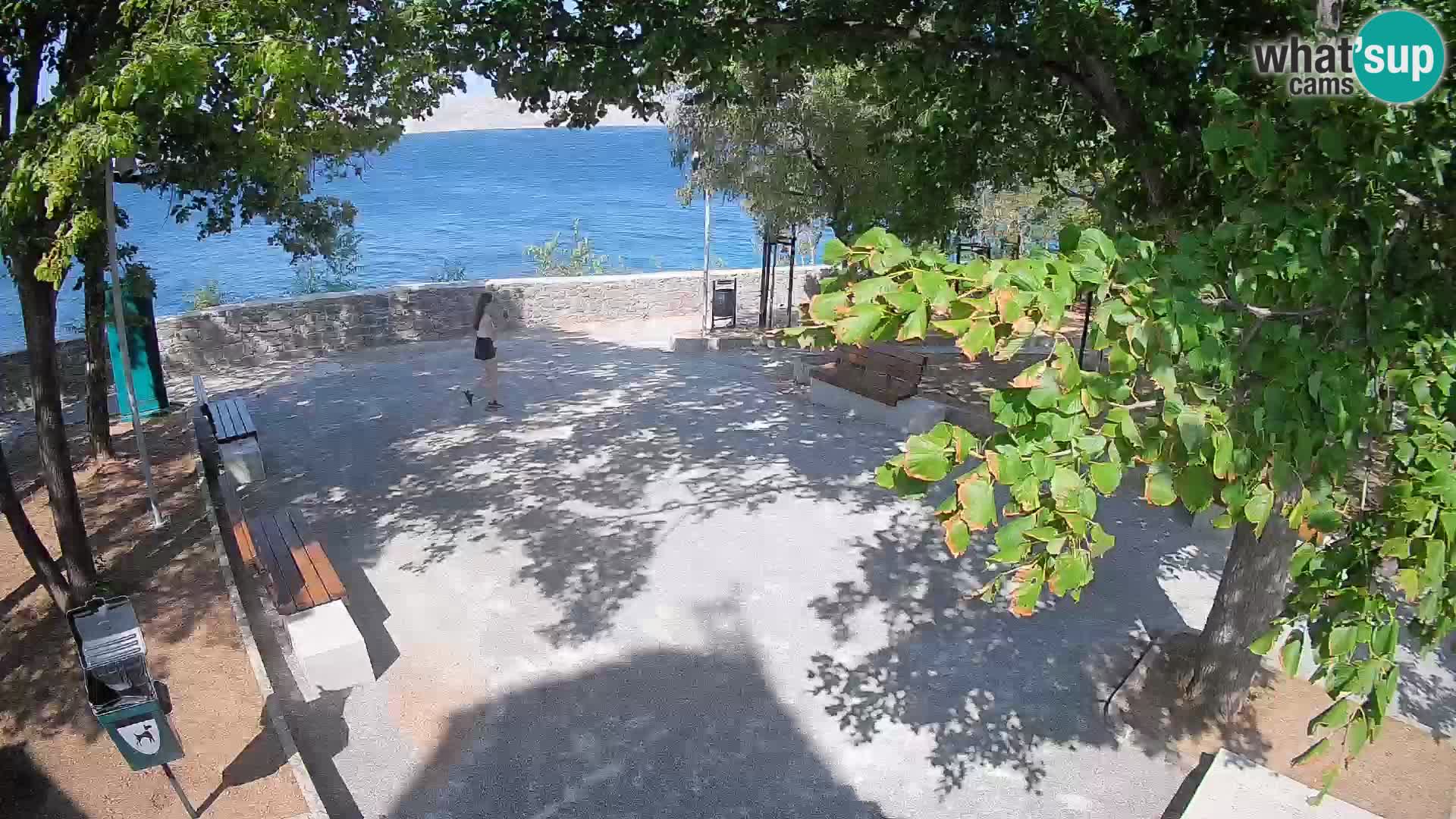 Webcam Senj en direct – Parc des Écrivains et canal du Velebit