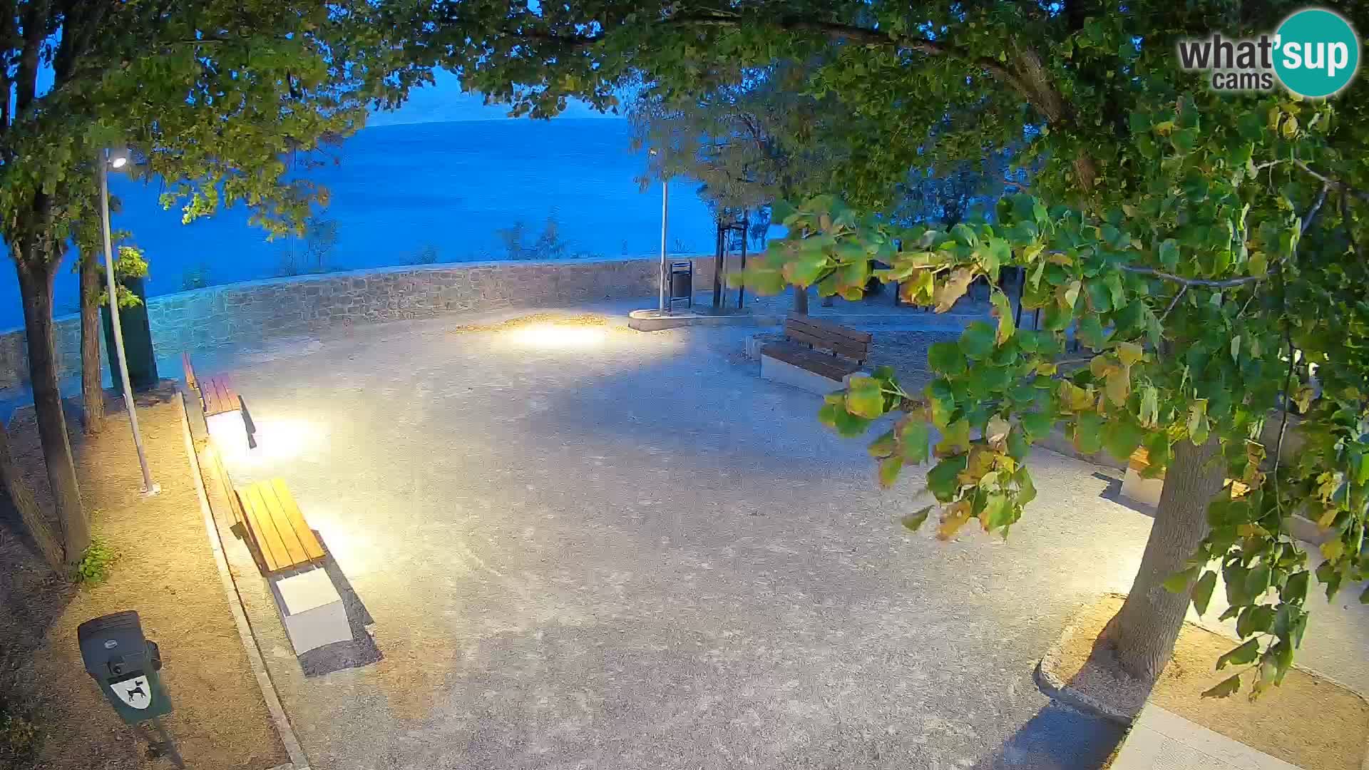 Senj Live Webcam – Schriftstellerpark und Velebit-Kanal