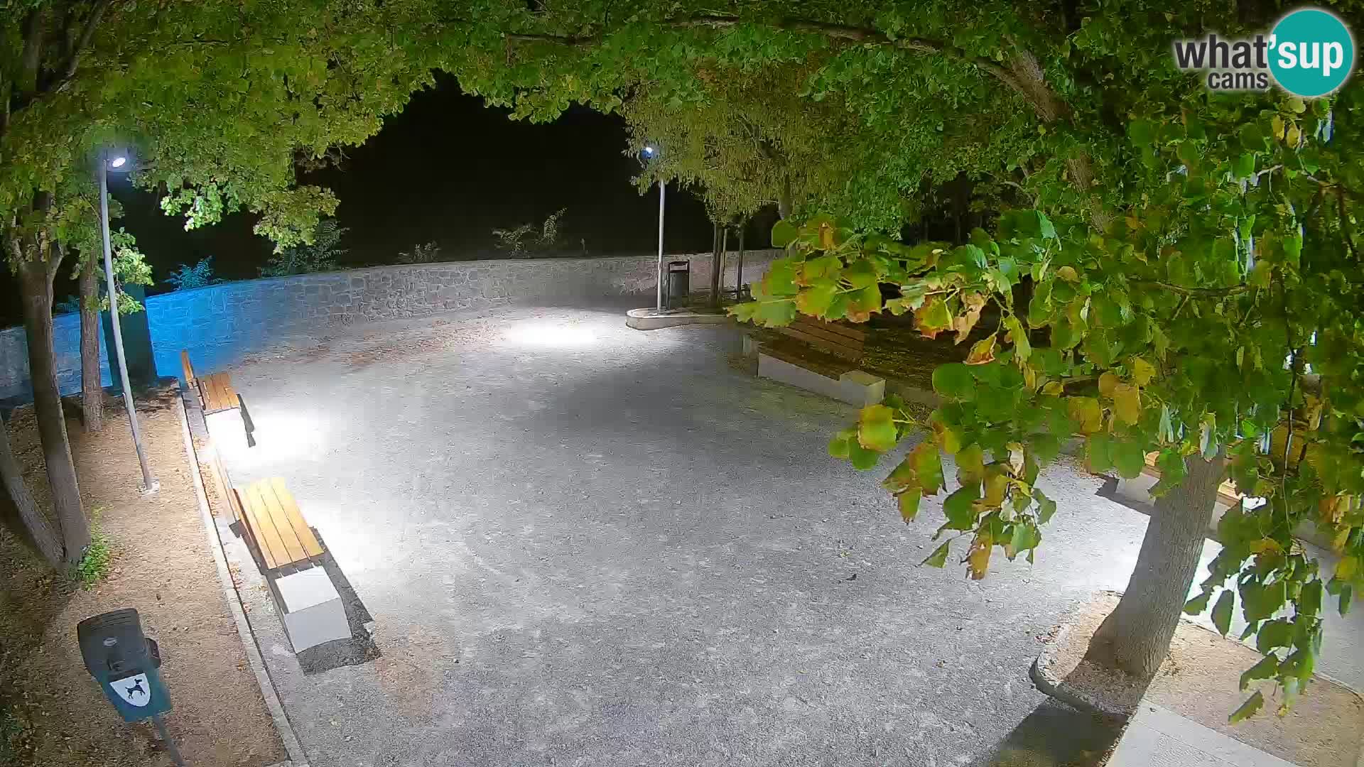 Webcam Senj en direct – Parc des Écrivains et canal du Velebit