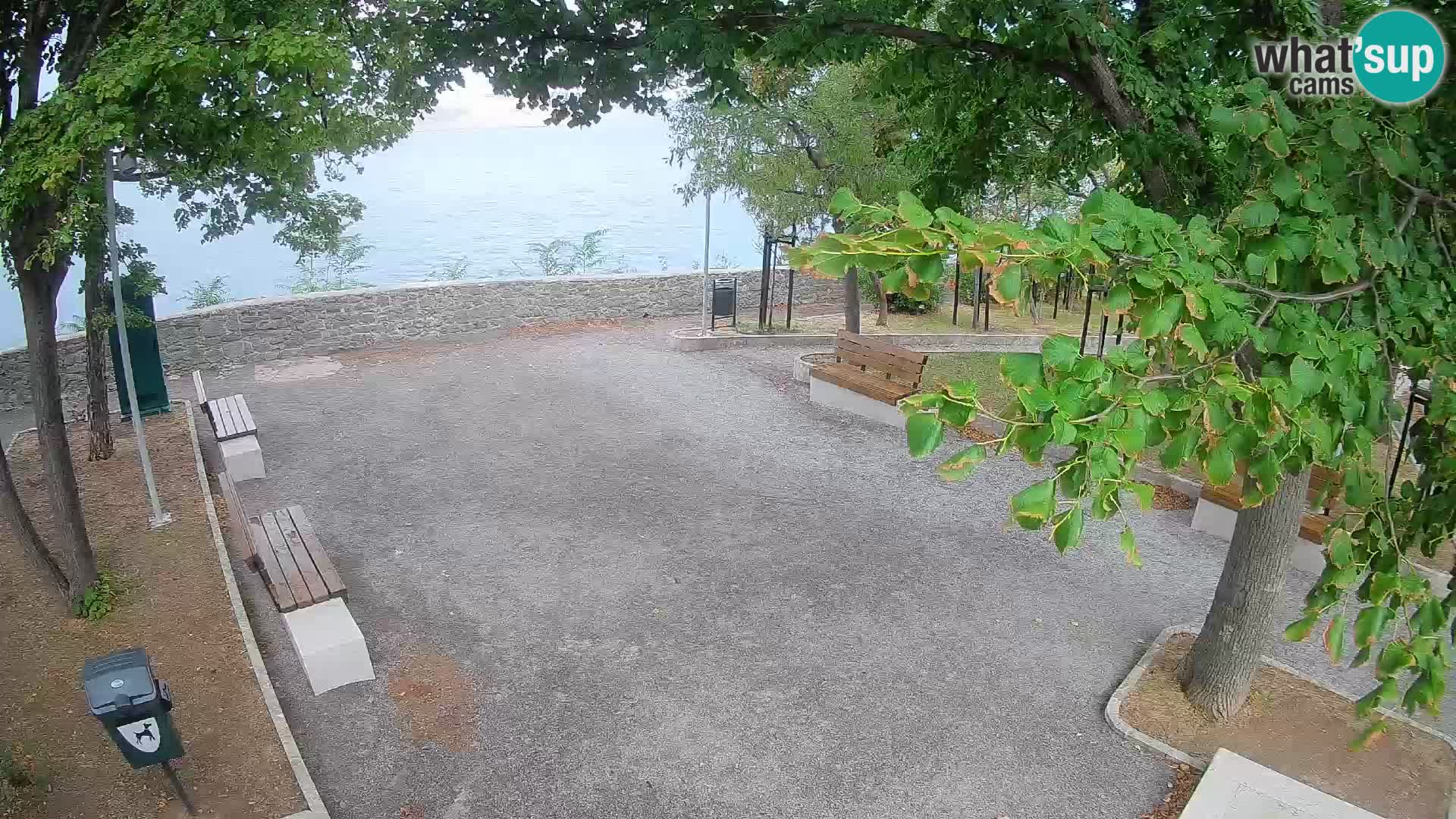 Kamera uživo Senj – Park književnika i Velebitski kanal