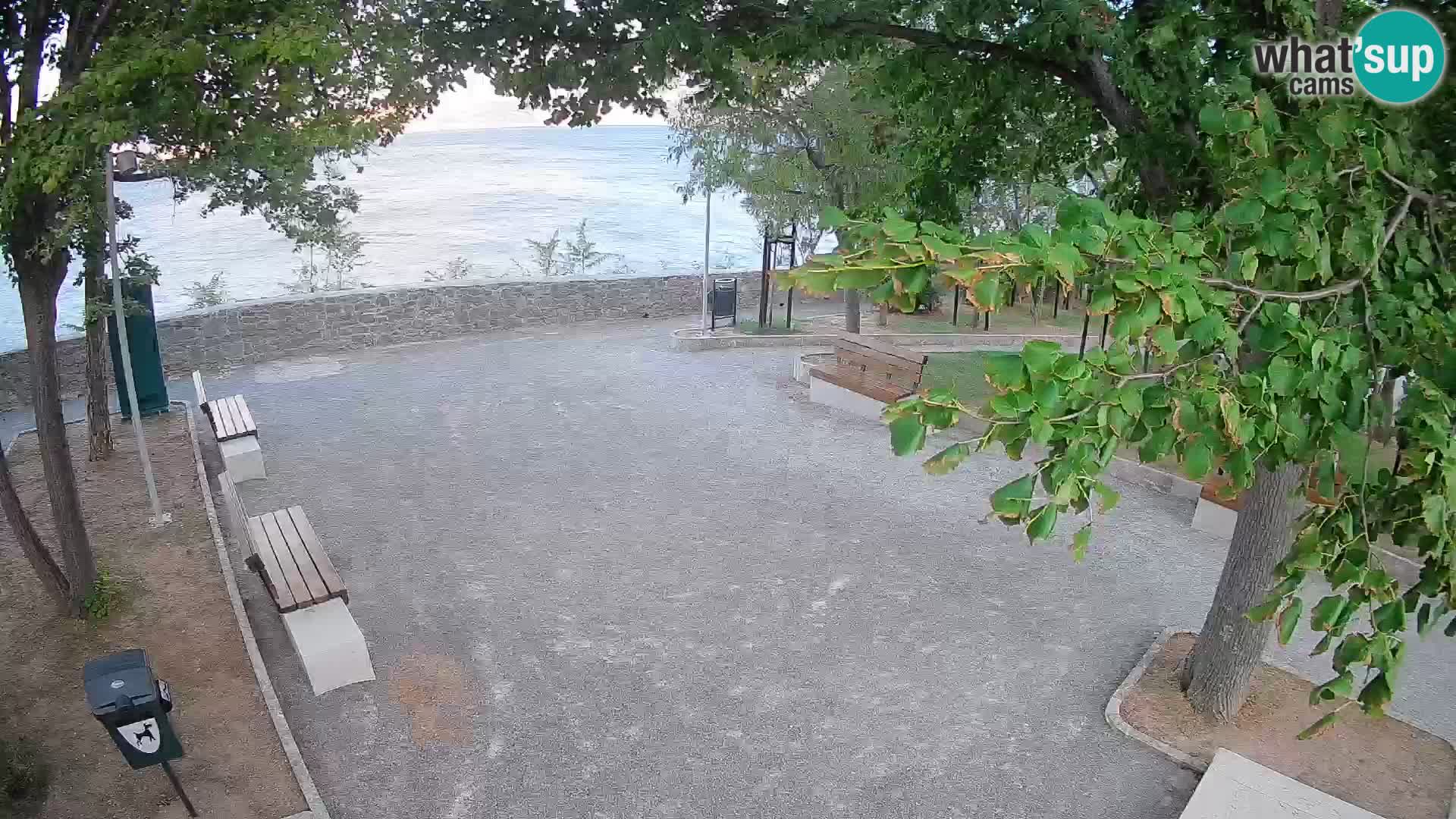 Webcam Senj en direct – Parc des Écrivains et canal du Velebit