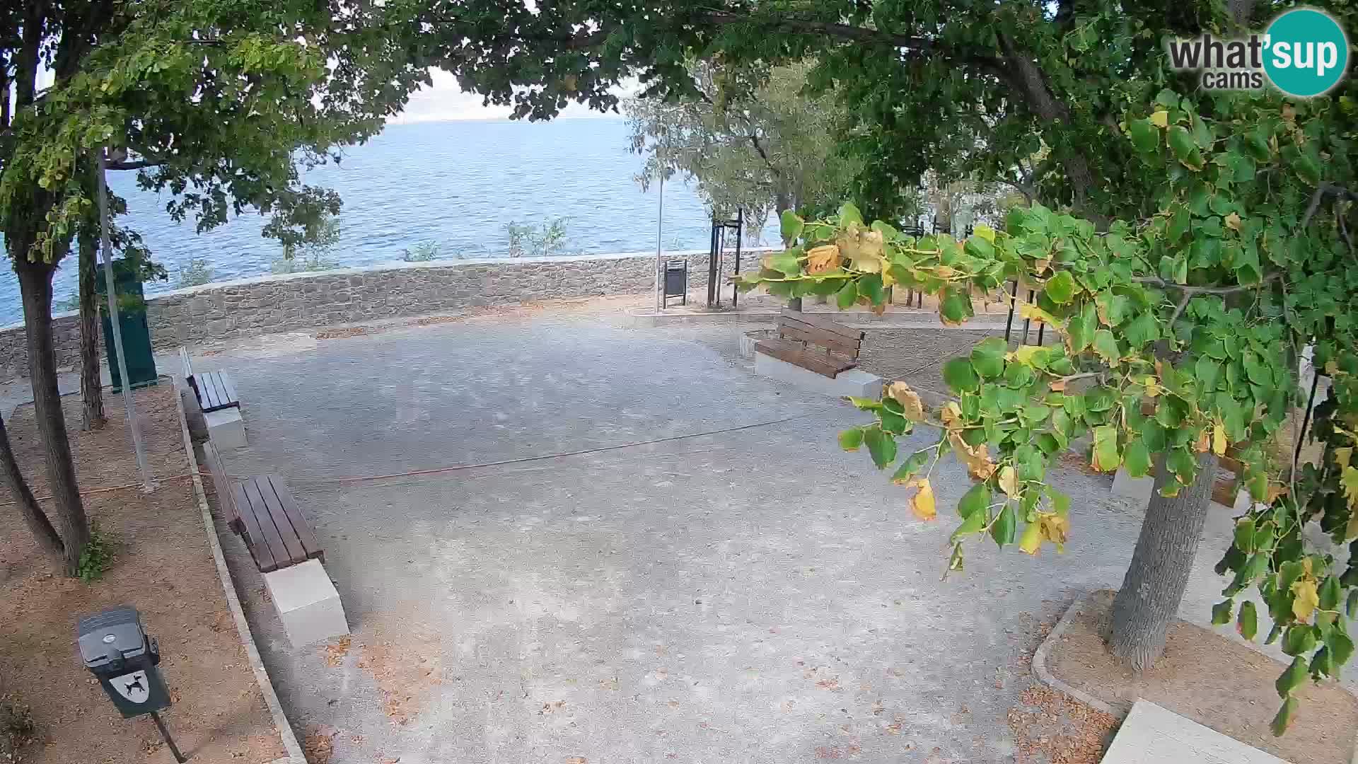 Webcam Senj en direct – Parc des Écrivains et canal du Velebit
