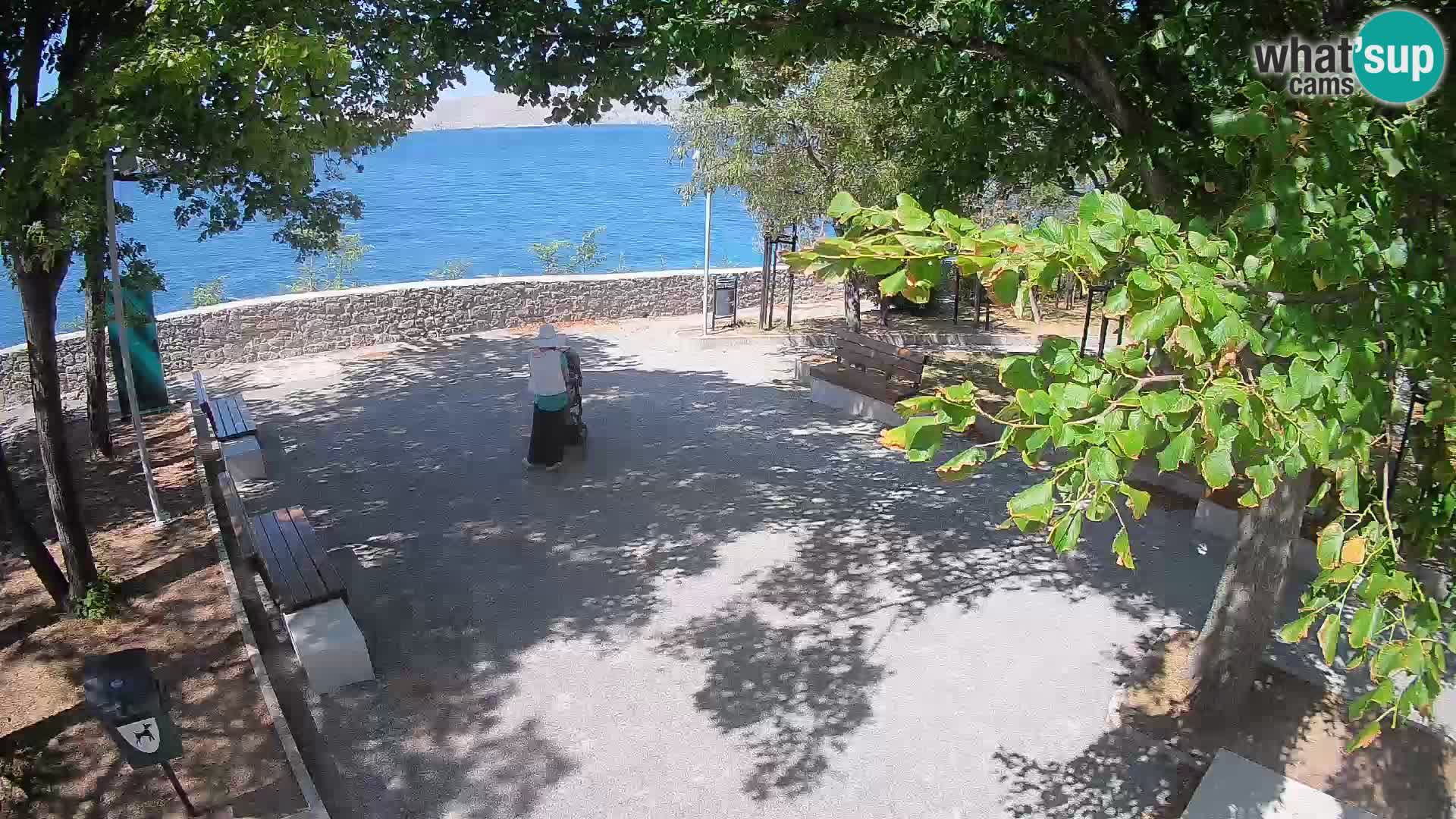 Webcam Senj en direct – Parc des Écrivains et canal du Velebit