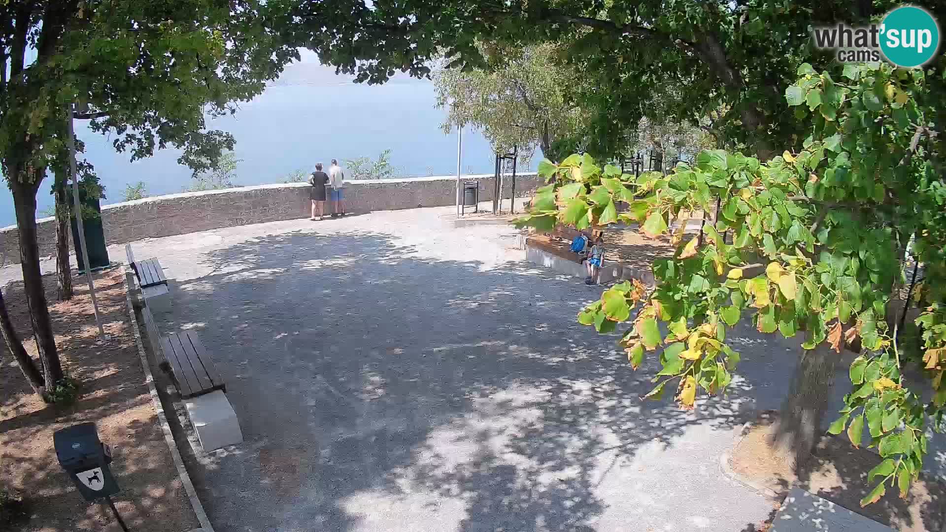 Webcam Senj en direct – Parc des Écrivains et canal du Velebit