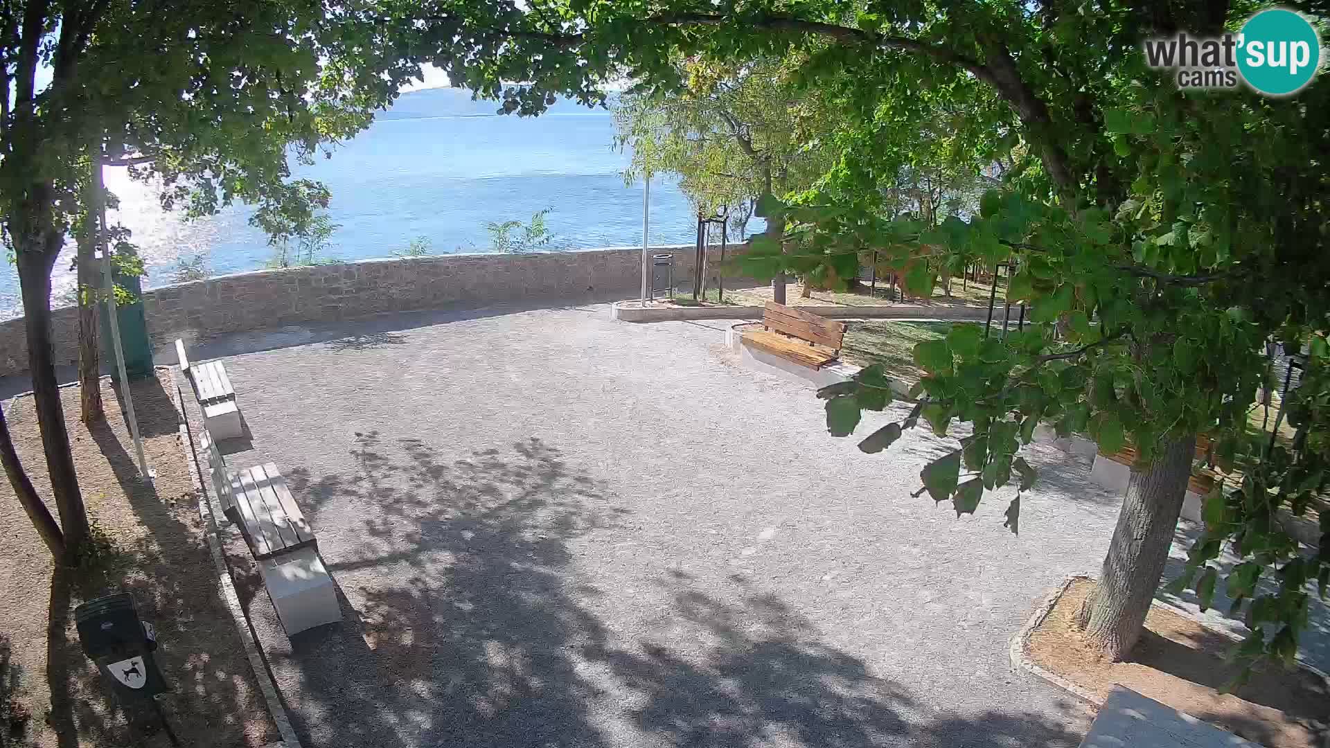 Kamera uživo Senj – Park književnika i Velebitski kanal