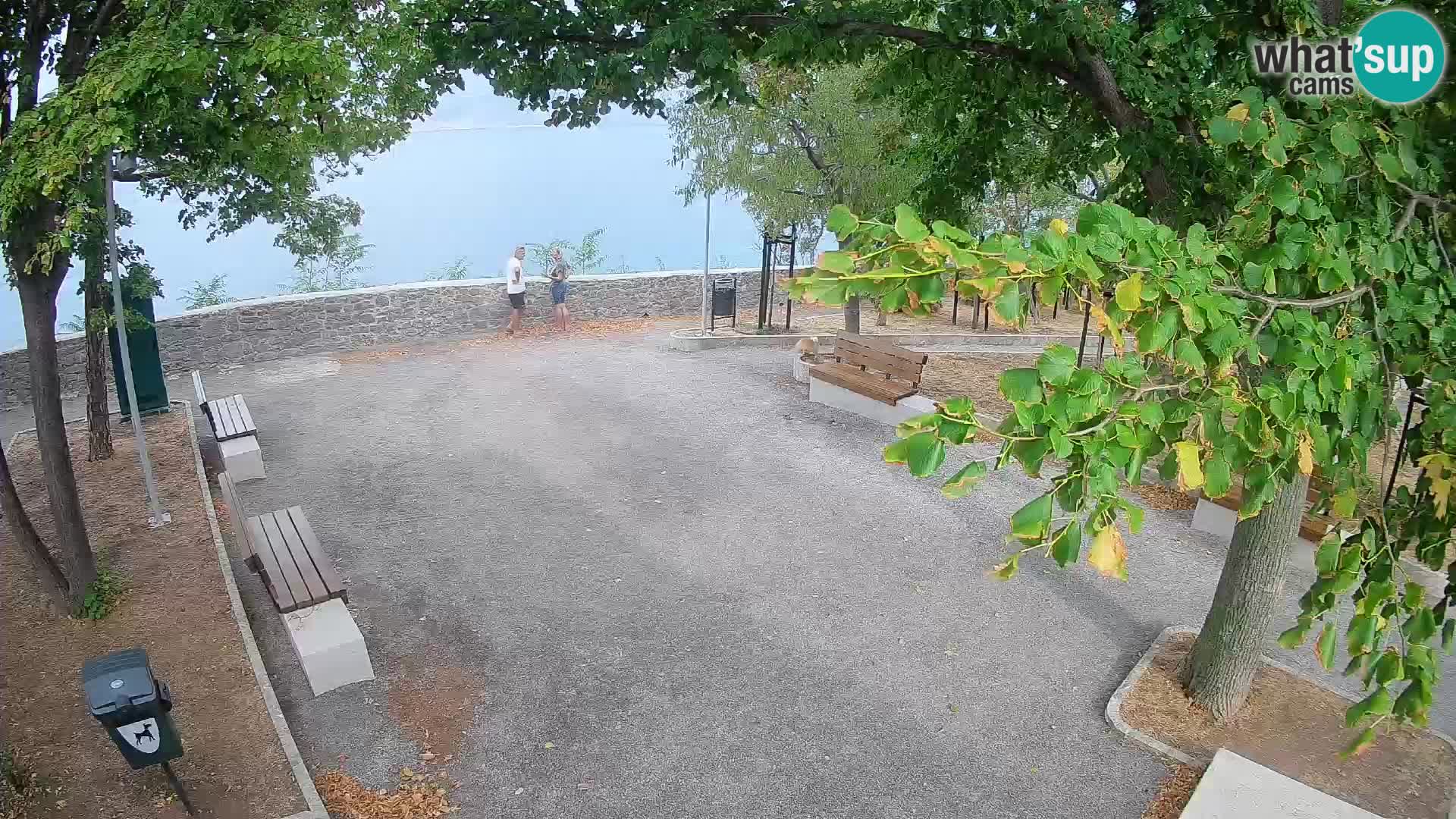 Webcam Senj en direct – Parc des Écrivains et canal du Velebit
