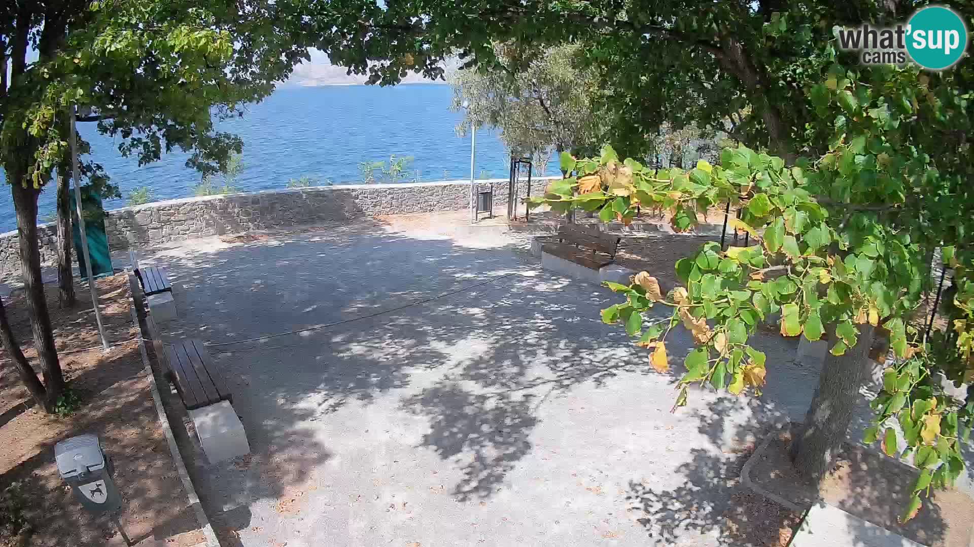 Senj Live Webcam – Schriftstellerpark und Velebit-Kanal