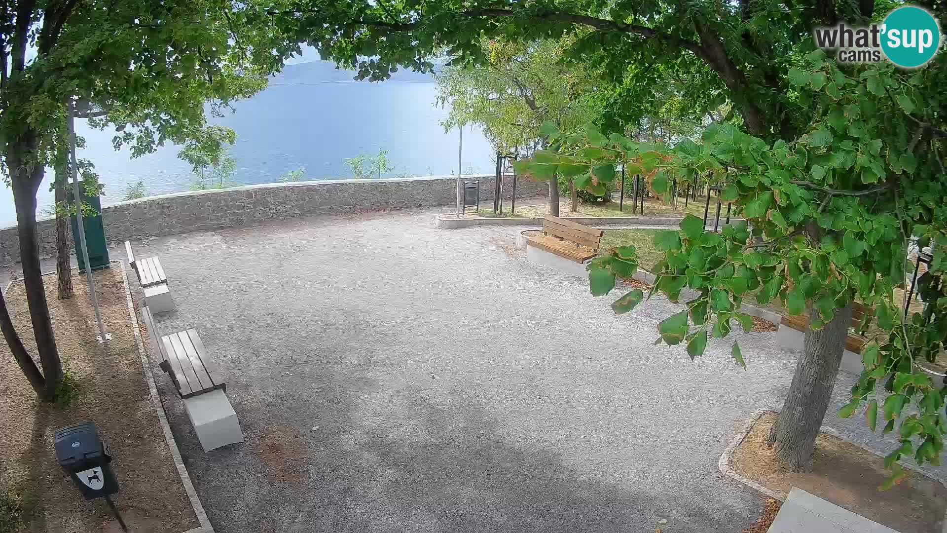 Webcam Senj en direct – Parc des Écrivains et canal du Velebit