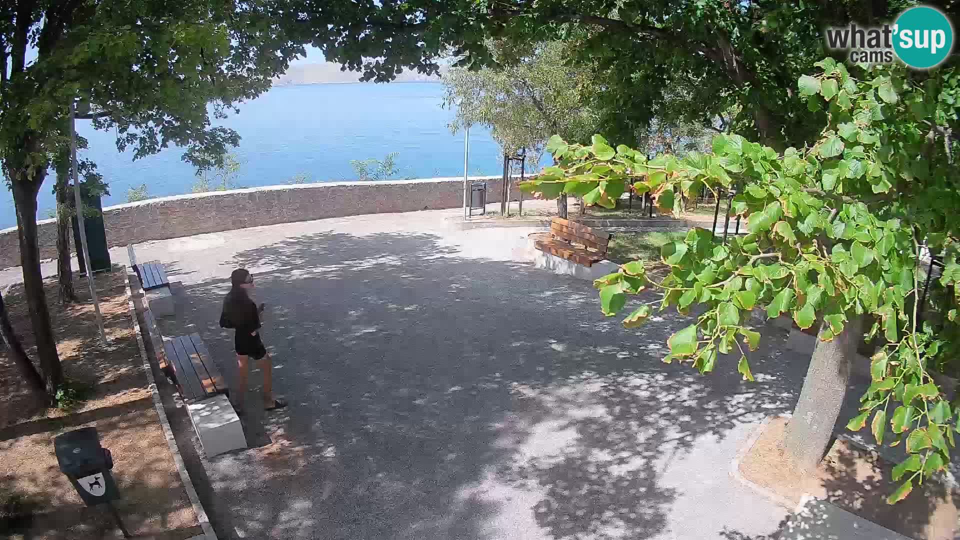 Webcam Senj en direct – Parc des Écrivains et canal du Velebit