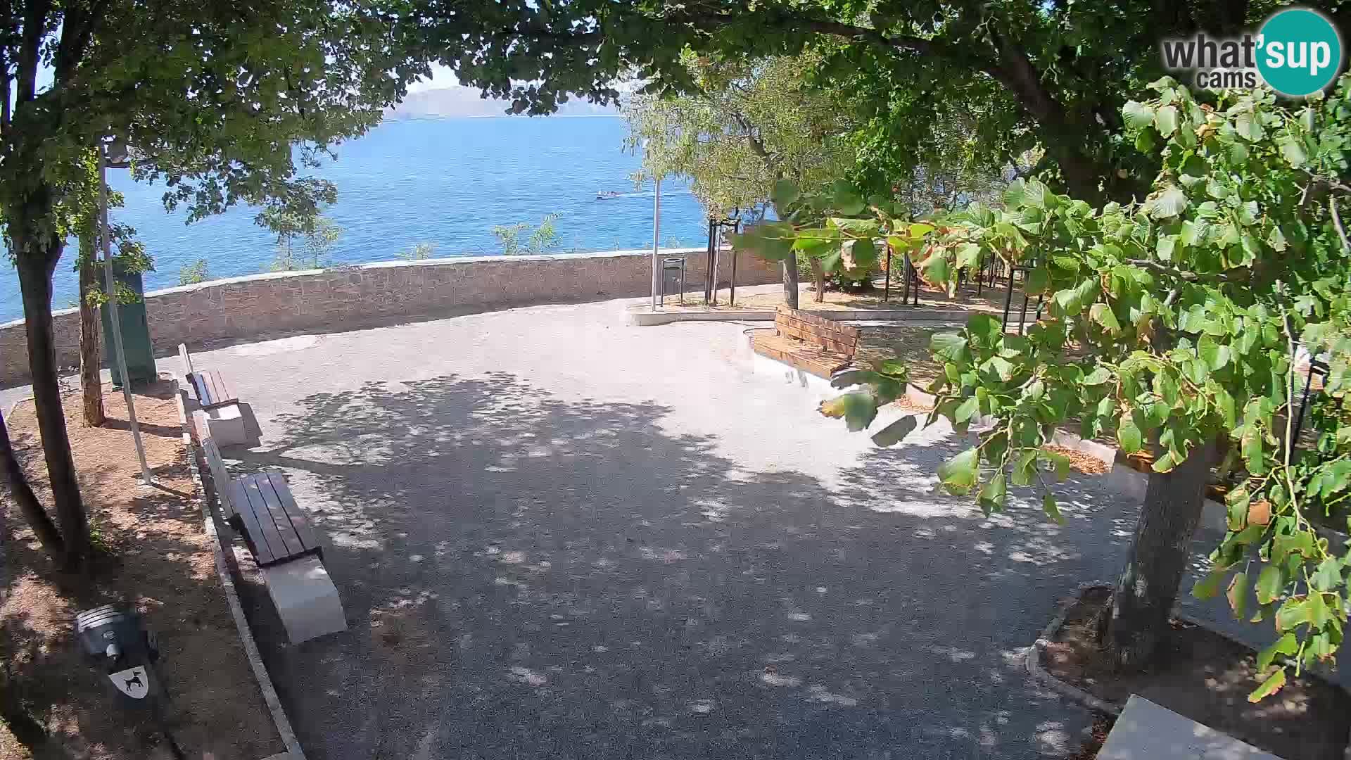 Senj Live Webcam – Schriftstellerpark und Velebit-Kanal