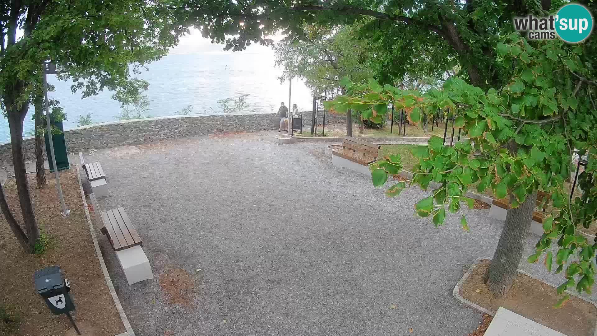 Webcam Senj en direct – Parc des Écrivains et canal du Velebit