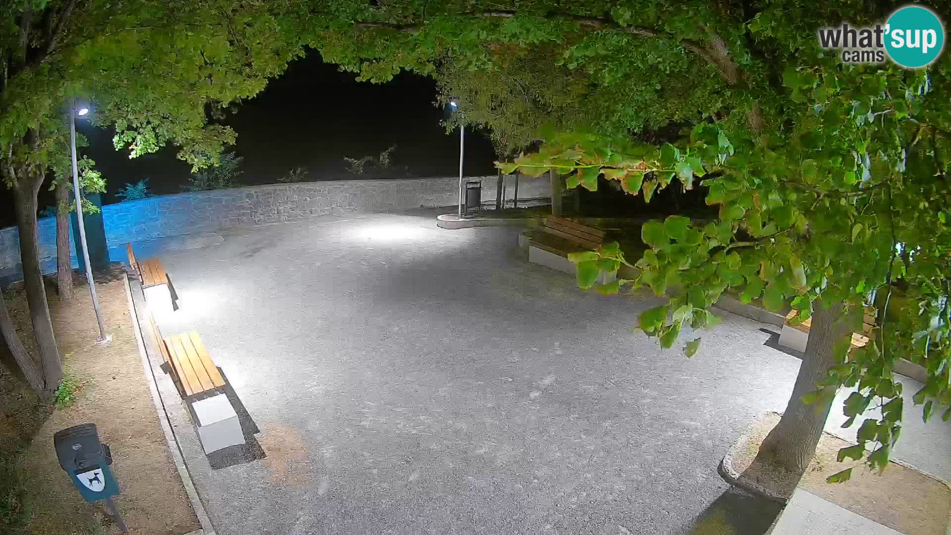 Webcam Senj en direct – Parc des Écrivains et canal du Velebit