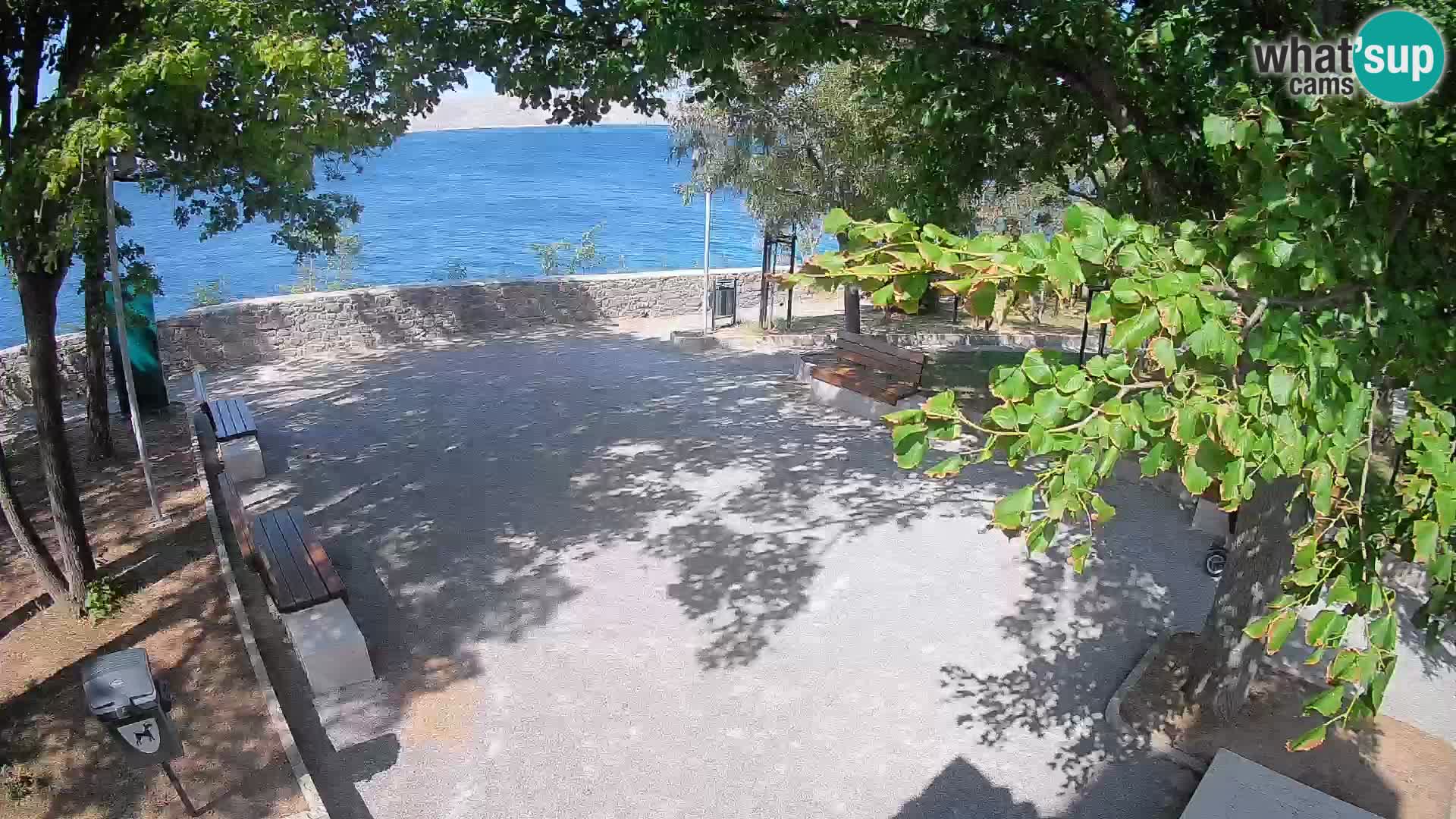 Webcam Senj en direct – Parc des Écrivains et canal du Velebit