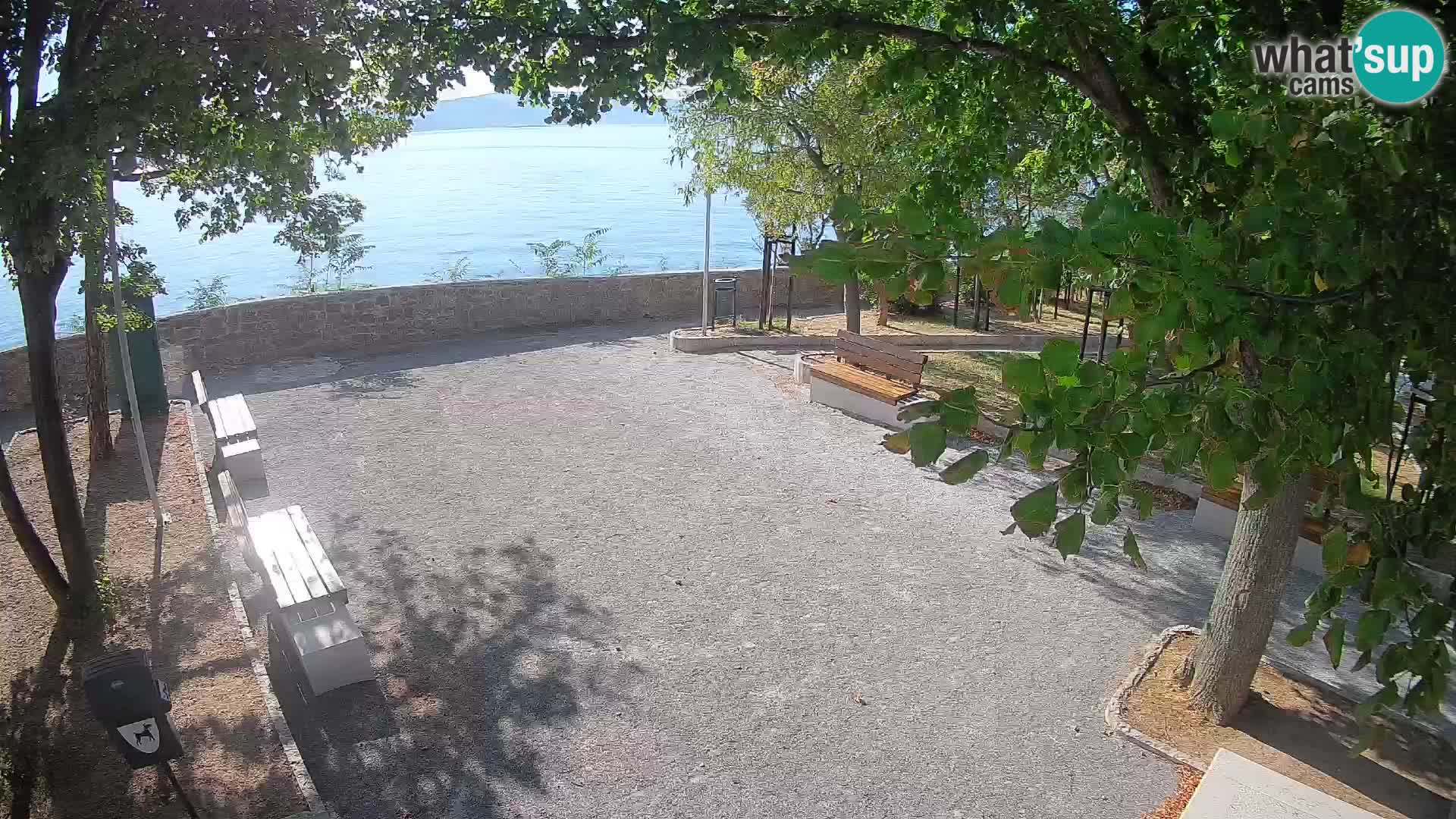 Kamera uživo Senj – Park književnika i Velebitski kanal