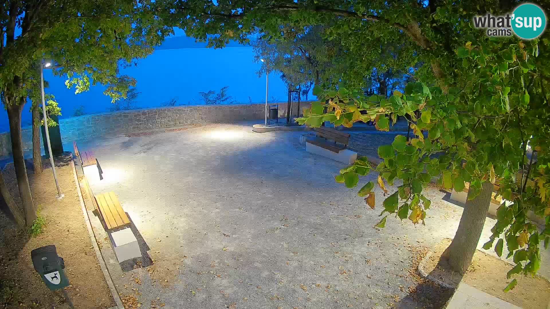 Senj Live Webcam – Schriftstellerpark und Velebit-Kanal