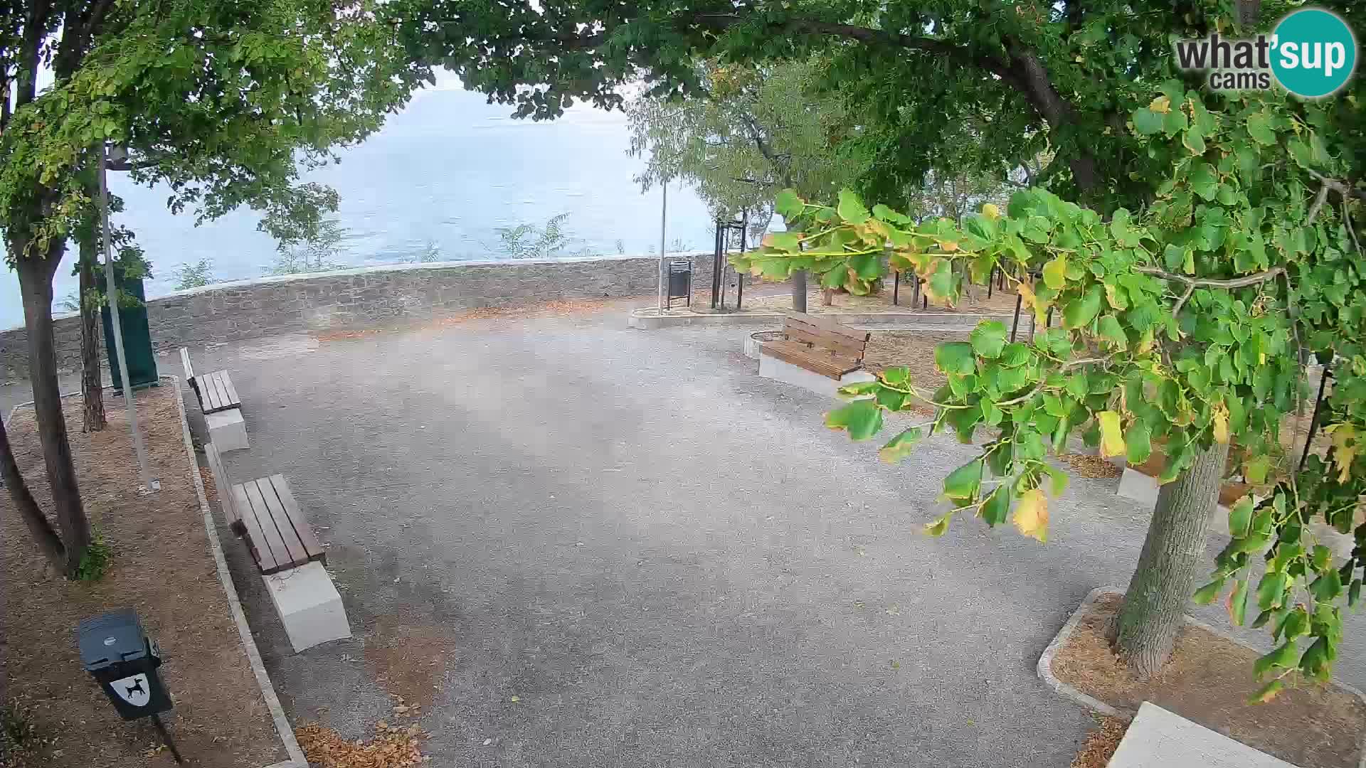 Webcam Senj en direct – Parc des Écrivains et canal du Velebit