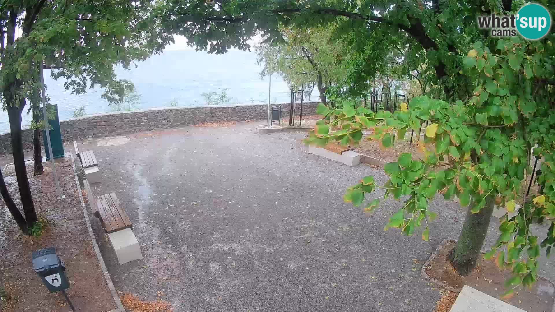 Webcam Senj en direct – Parc des Écrivains et canal du Velebit