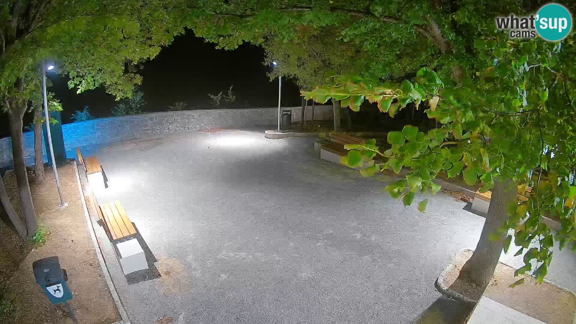 Webcam Senj en direct – Parc des Écrivains et canal du Velebit
