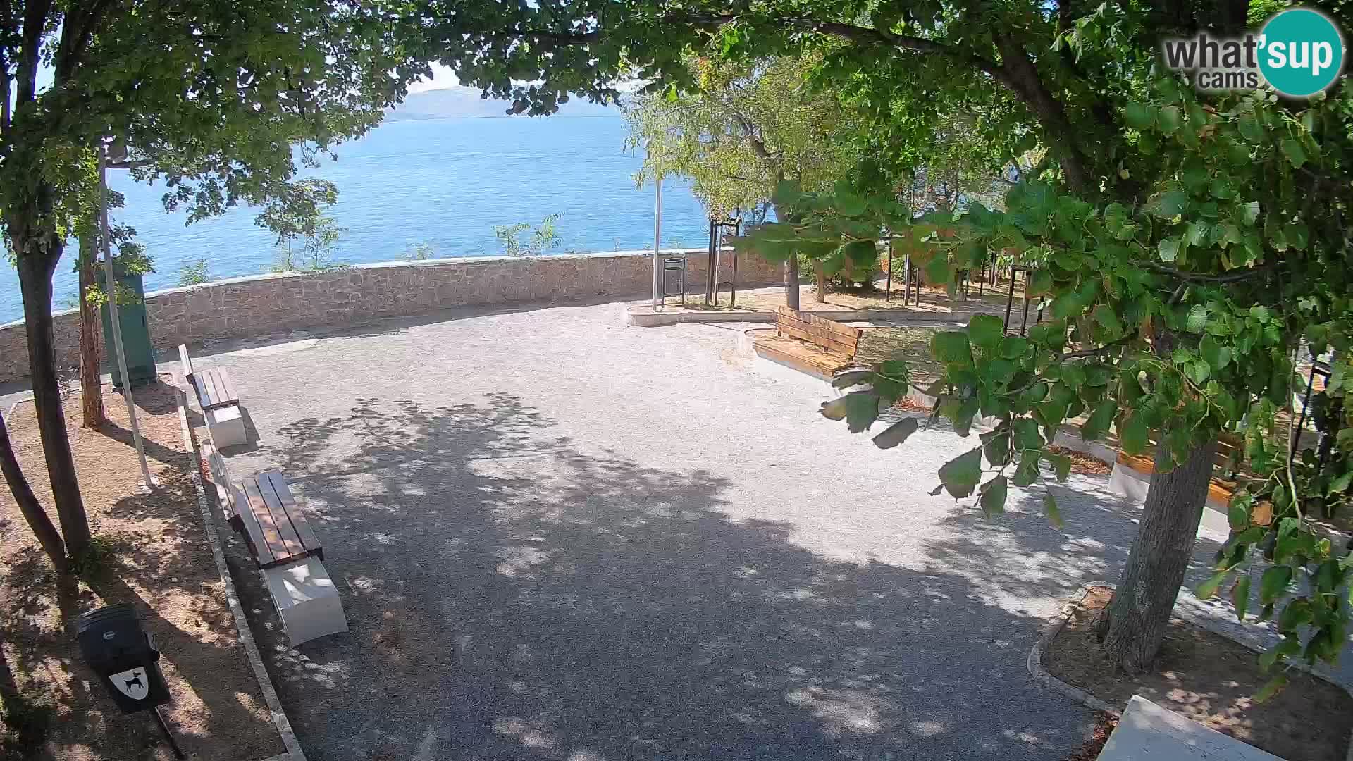 Senj Live Webcam – Schriftstellerpark und Velebit-Kanal