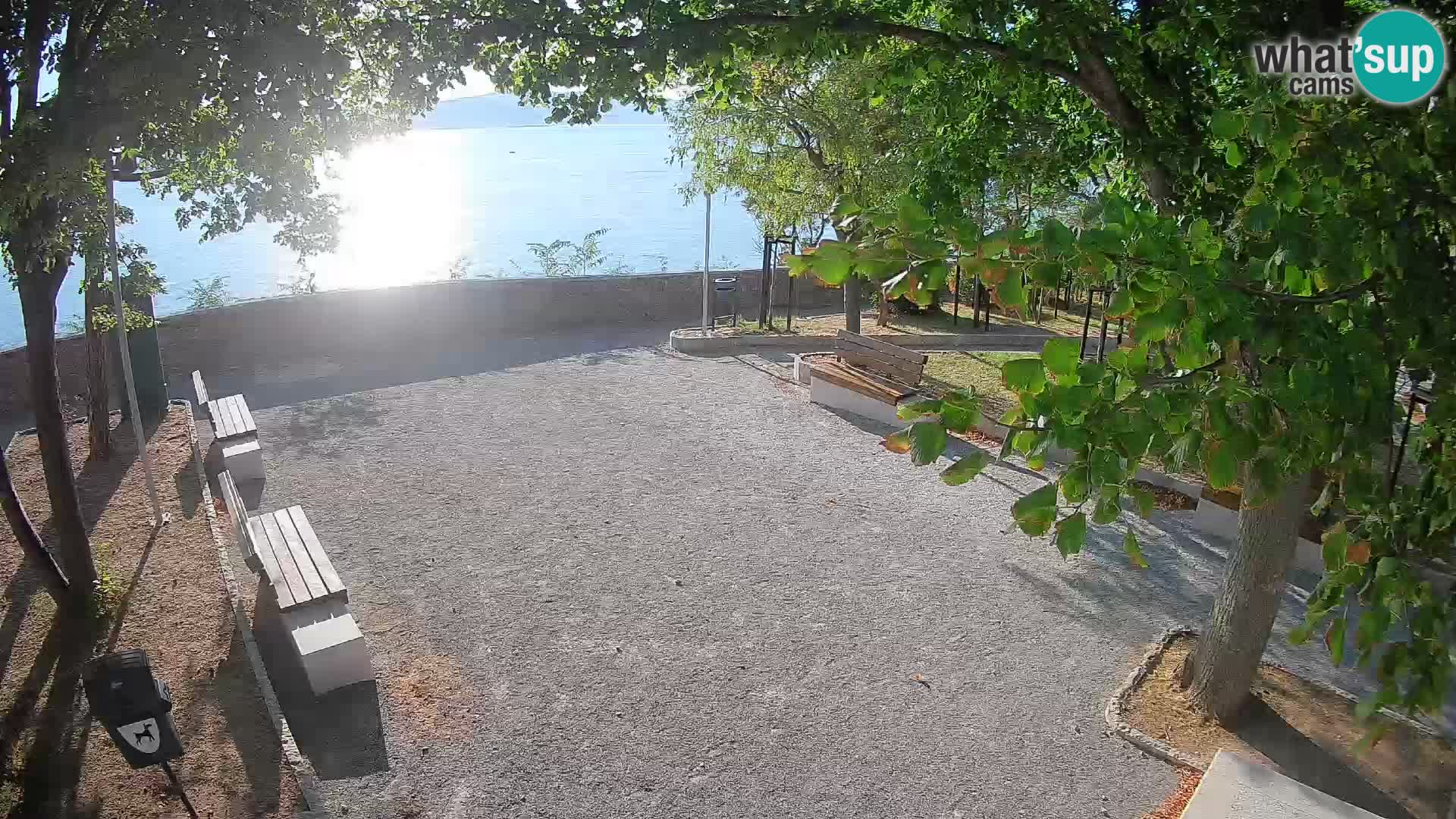 Webcam Senj en direct – Parc des Écrivains et canal du Velebit