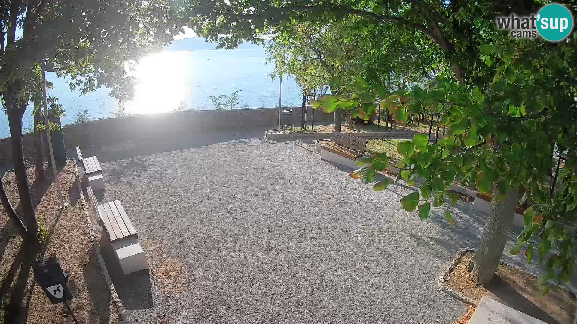 Kamera uživo Senj – Park književnika i Velebitski kanal