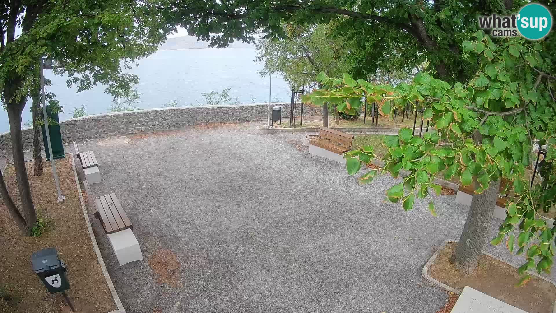 Kamera uživo Senj – Park književnika i Velebitski kanal