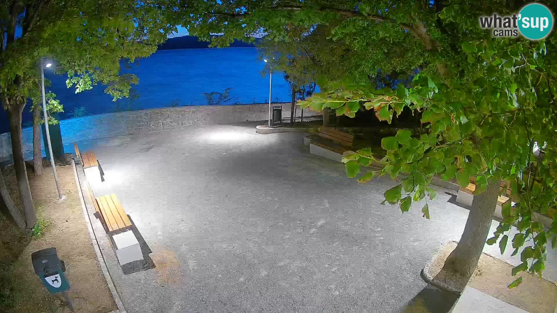 Webcam Senj en direct – Parc des Écrivains et canal du Velebit