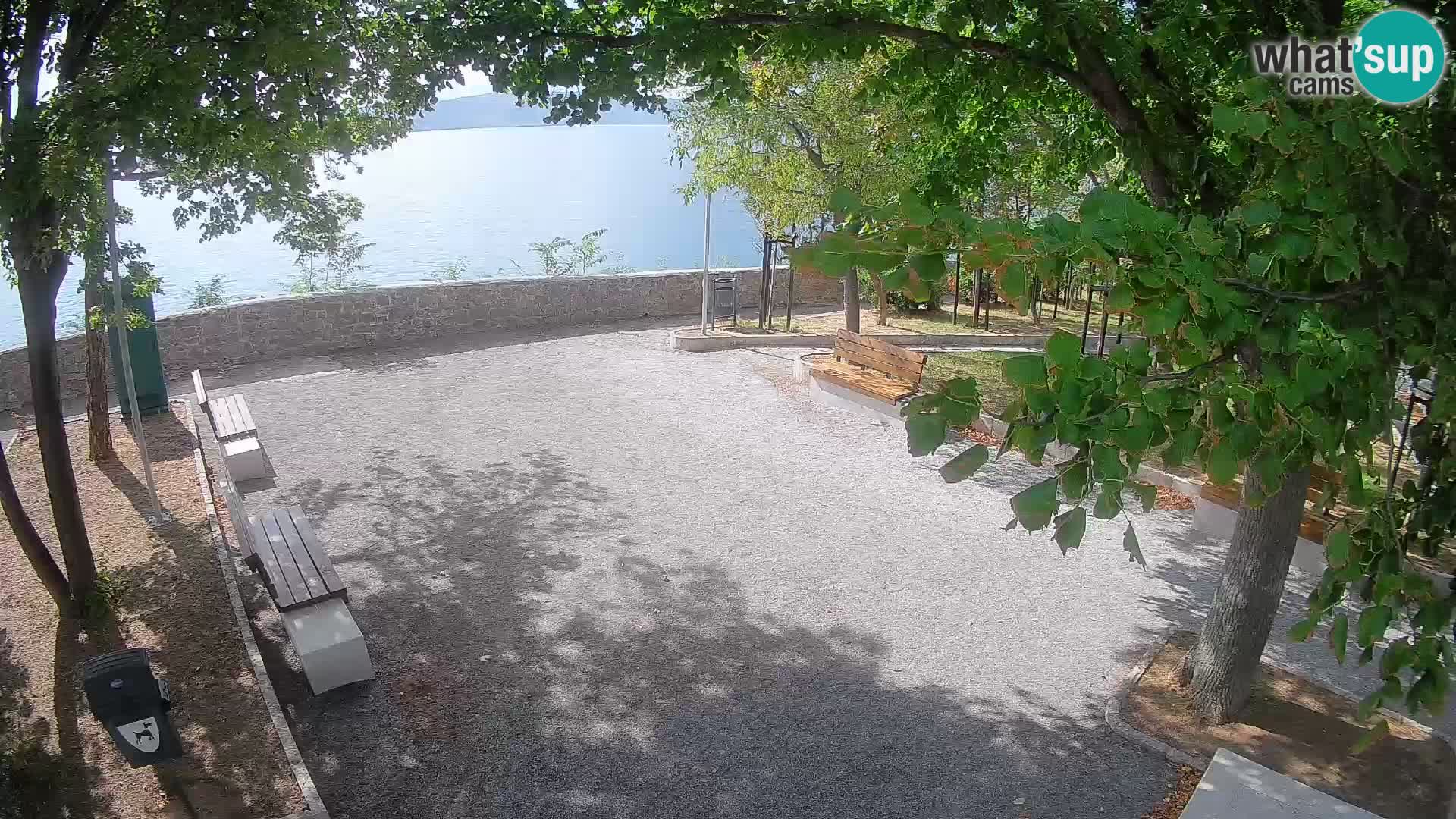 Webcam Senj en direct – Parc des Écrivains et canal du Velebit