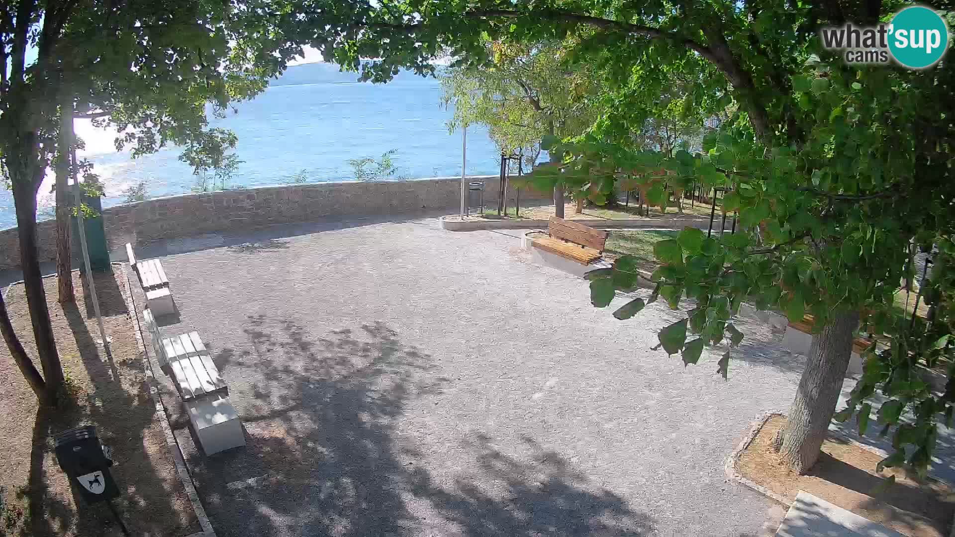 Kamera uživo Senj – Park književnika i Velebitski kanal