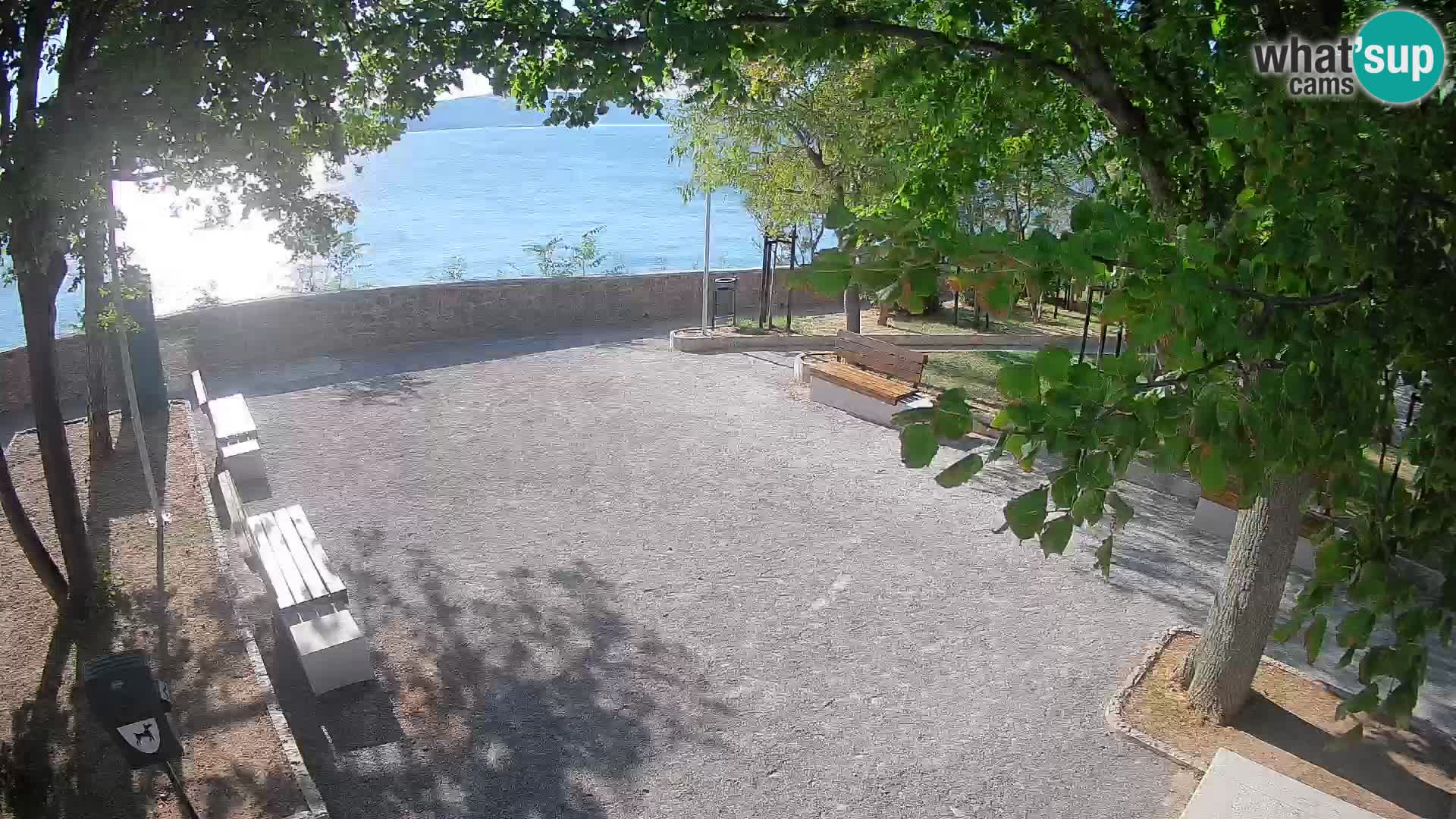Webcam Senj en direct – Parc des Écrivains et canal du Velebit