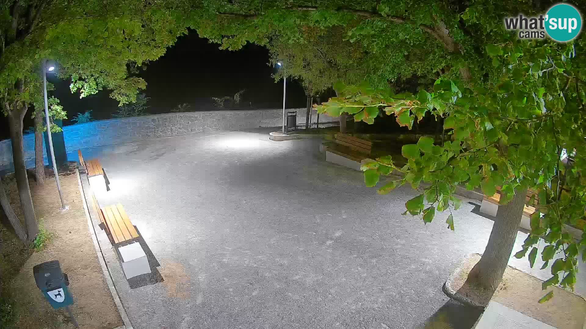 Webcam Senj en direct – Parc des Écrivains et canal du Velebit