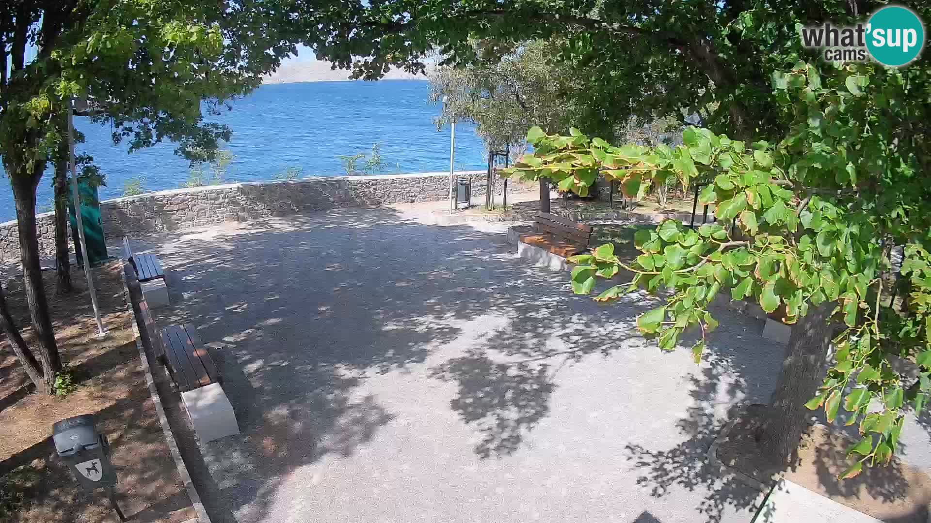 Kamera uživo Senj – Park književnika i Velebitski kanal