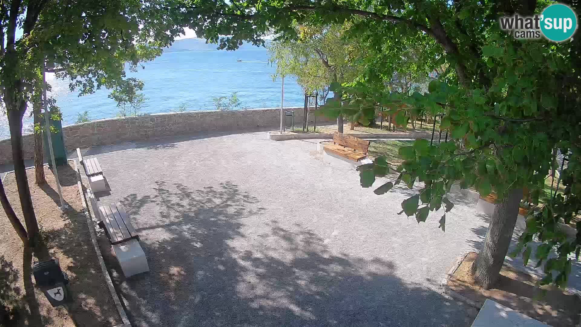 Kamera uživo Senj – Park književnika i Velebitski kanal