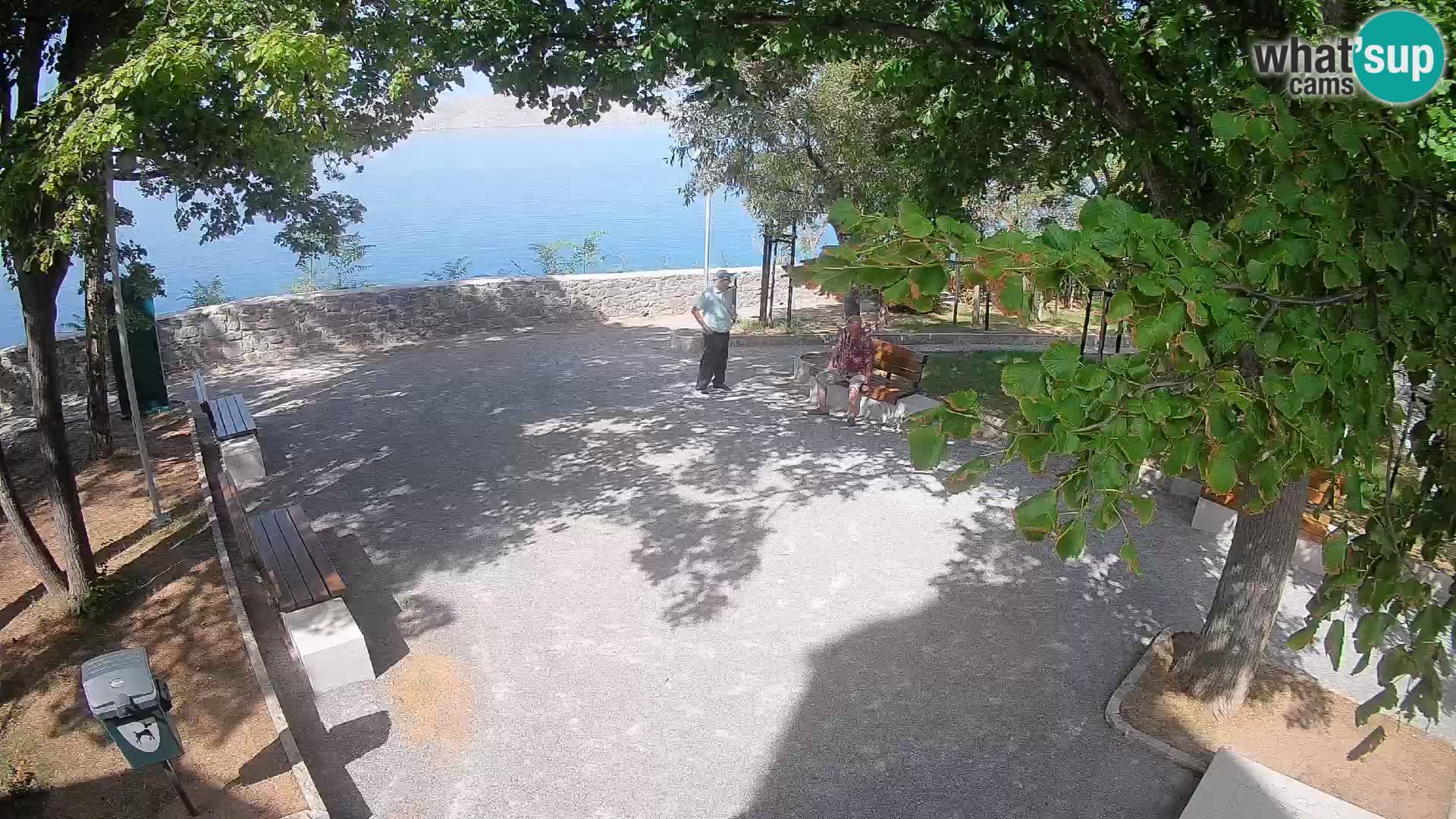 Webcam Senj en direct – Parc des Écrivains et canal du Velebit