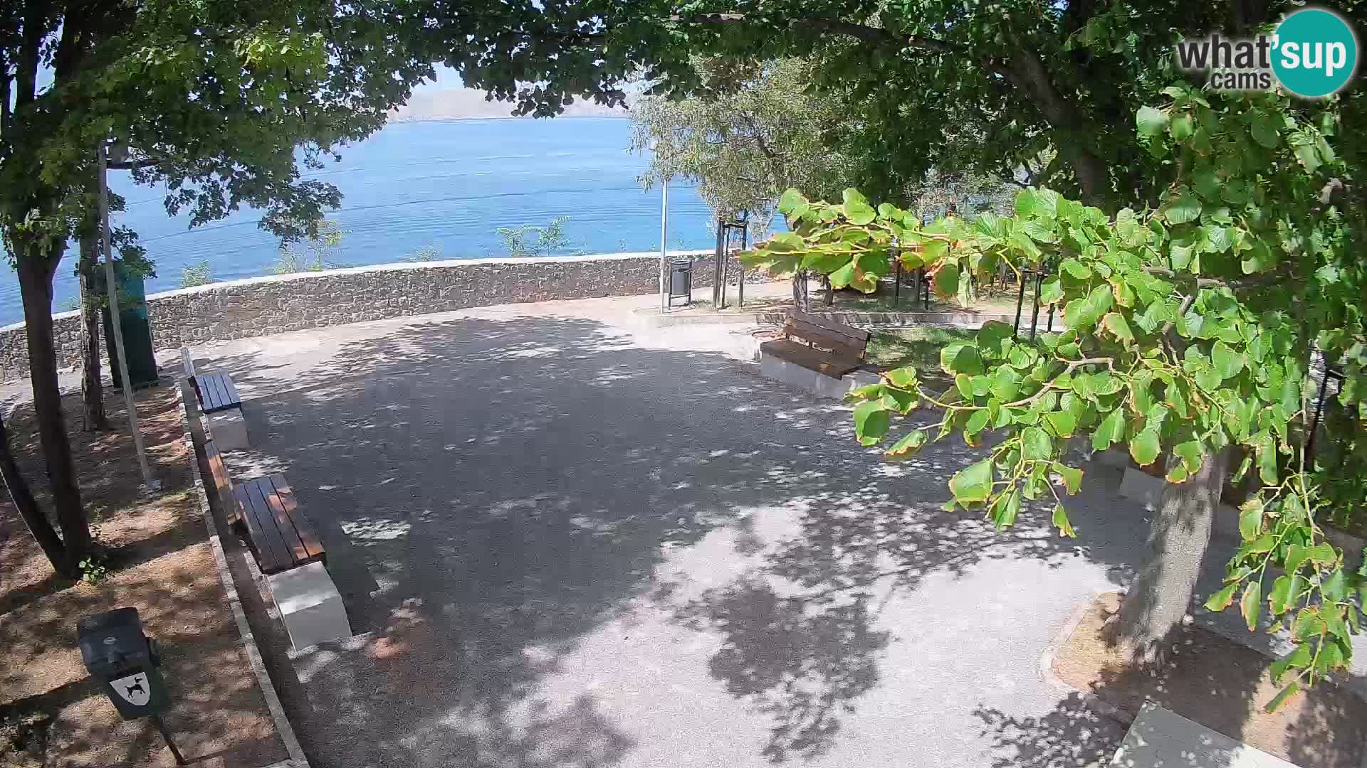 Webcam Senj en direct – Parc des Écrivains et canal du Velebit