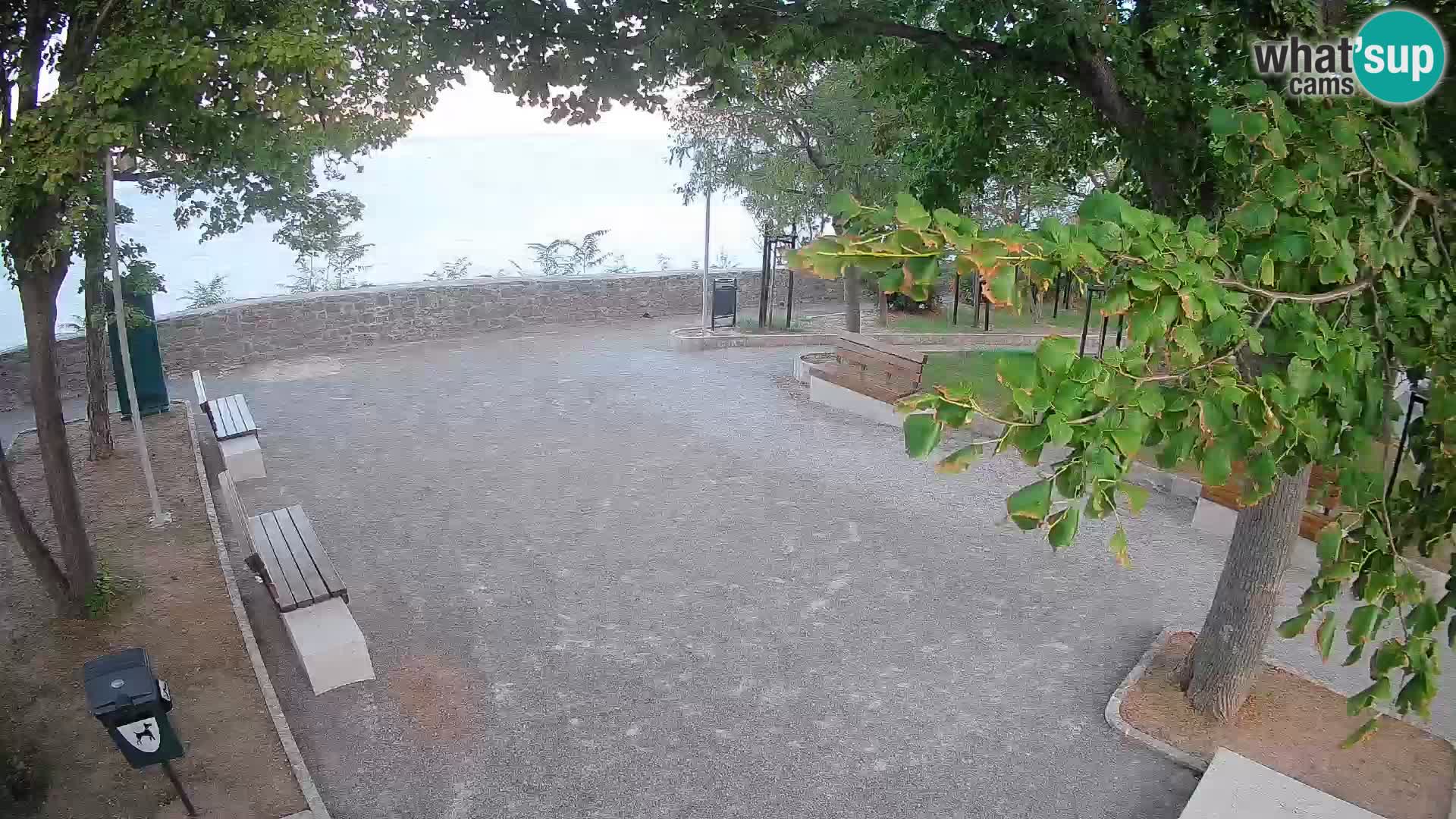 Senj Live Webcam – Schriftstellerpark und Velebit-Kanal
