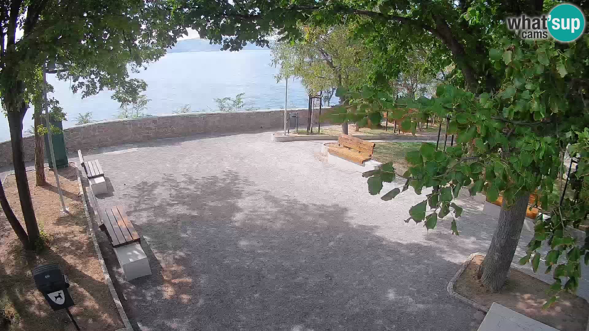 Kamera uživo Senj – Park književnika i Velebitski kanal